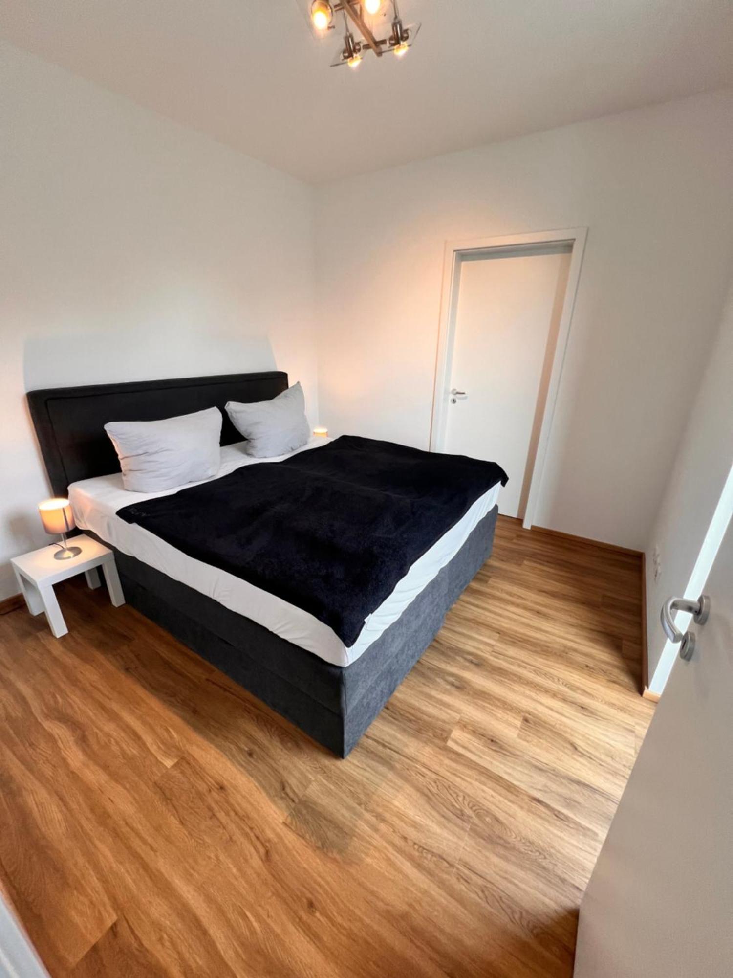Modernes City-Apartment - Top-Lage In Nuernberg Exterior foto